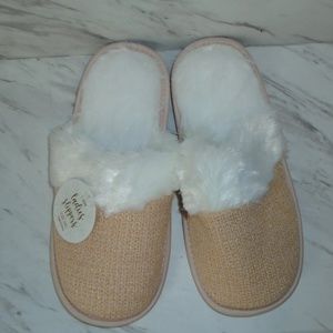 Ladies Slippers
